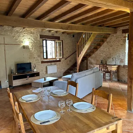 Maison En Pierre Cosy Avec Piscine Prive Holiday home Dolmayrac