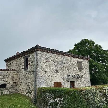 Maison En Pierre Cosy Avec Piscine Prive Holiday home *